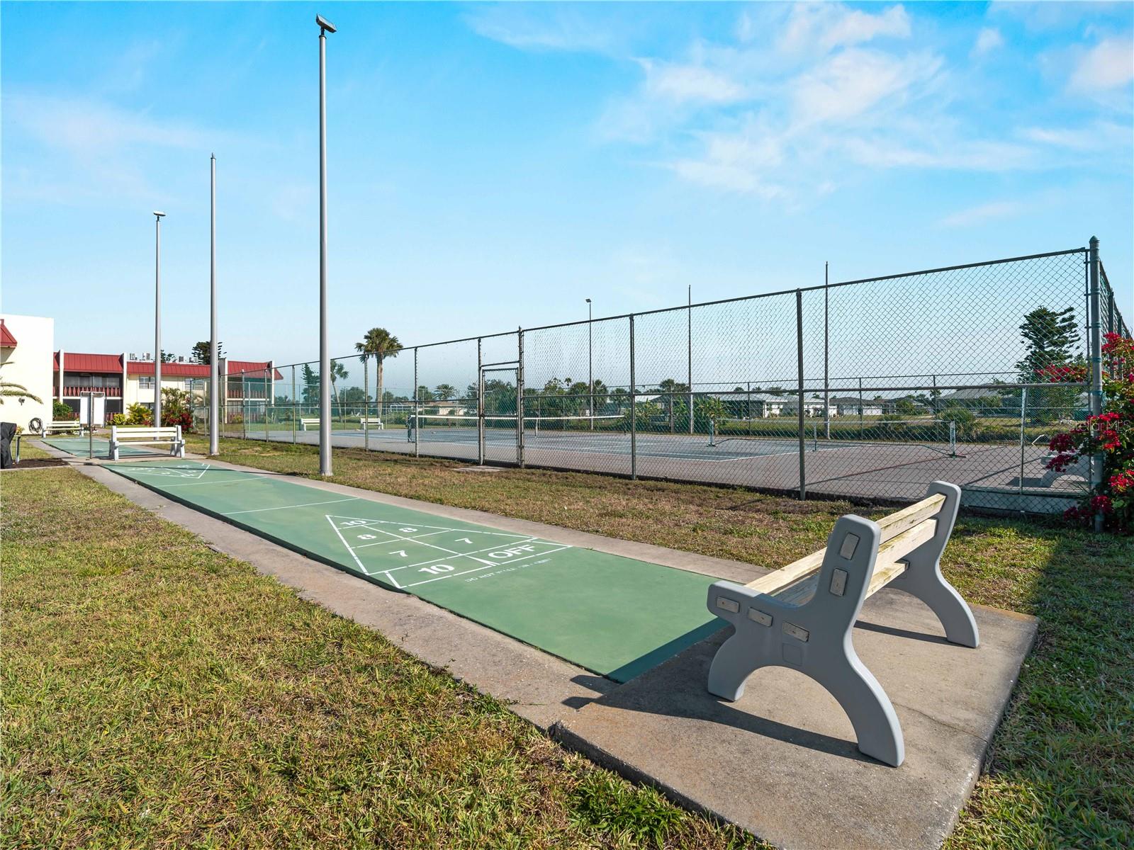 RIVERHOUSE - Residential