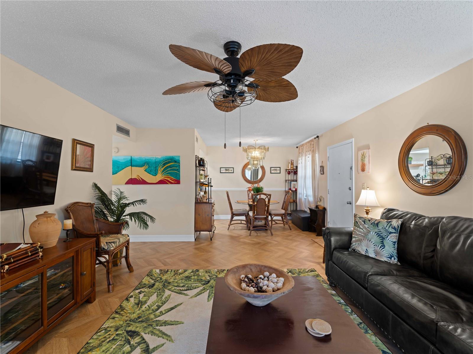 RIVERHOUSE - Residential