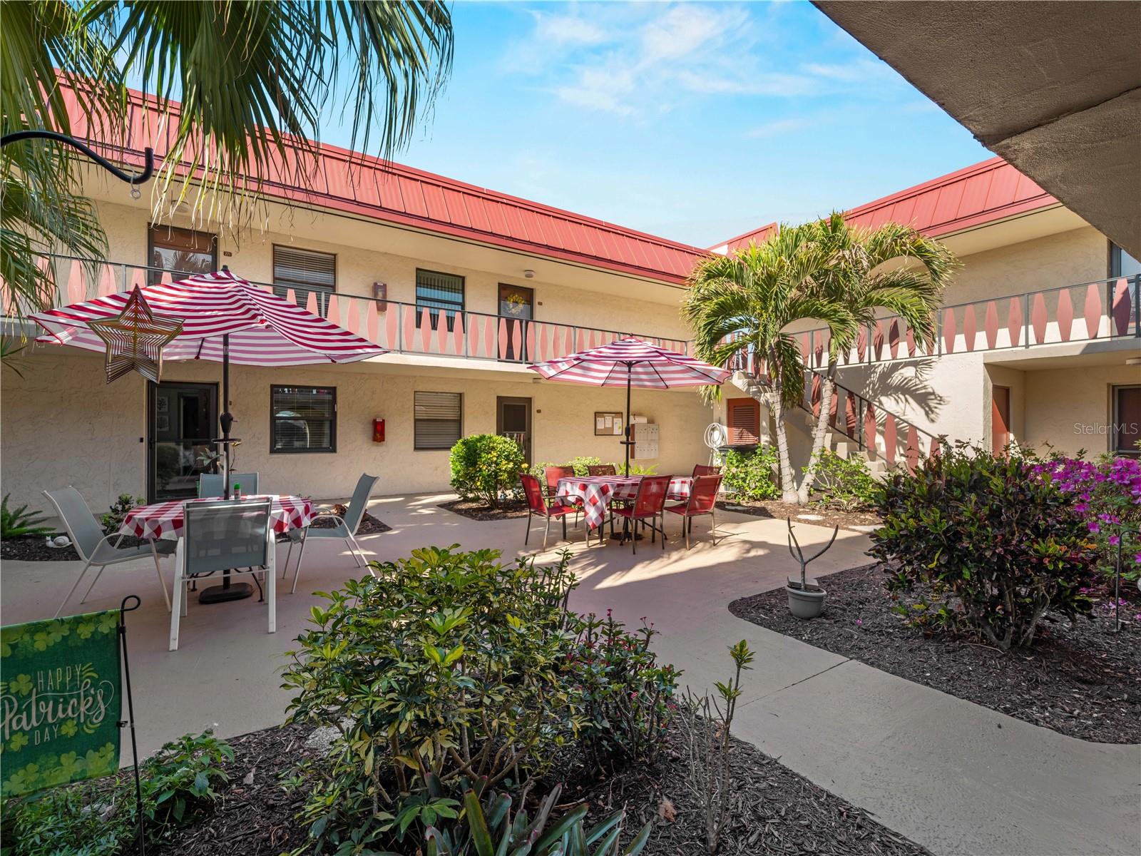 RIVERHOUSE - Residential