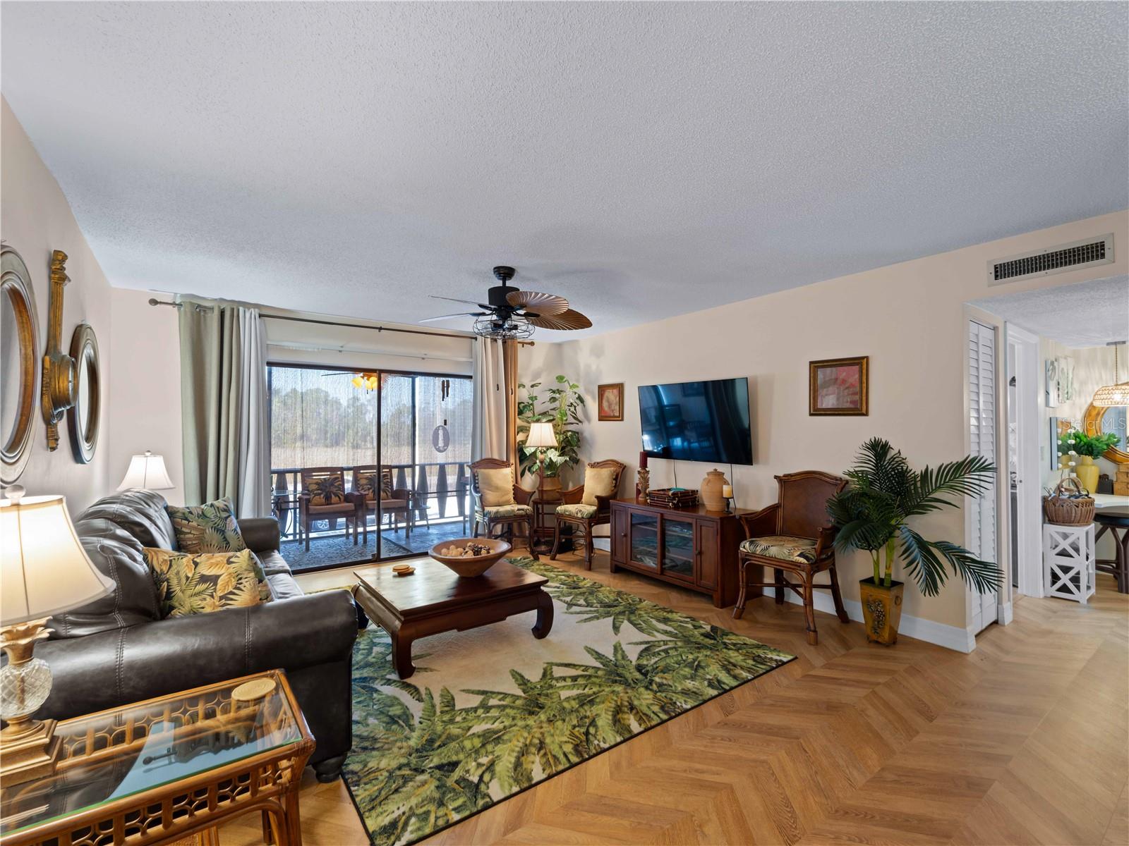 RIVERHOUSE - Residential