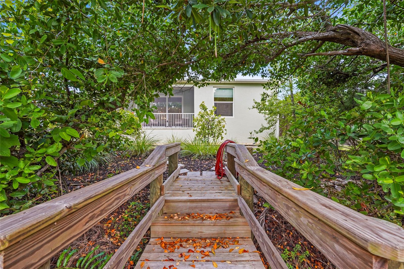 COTTAGES/CURRY CRK - Residential