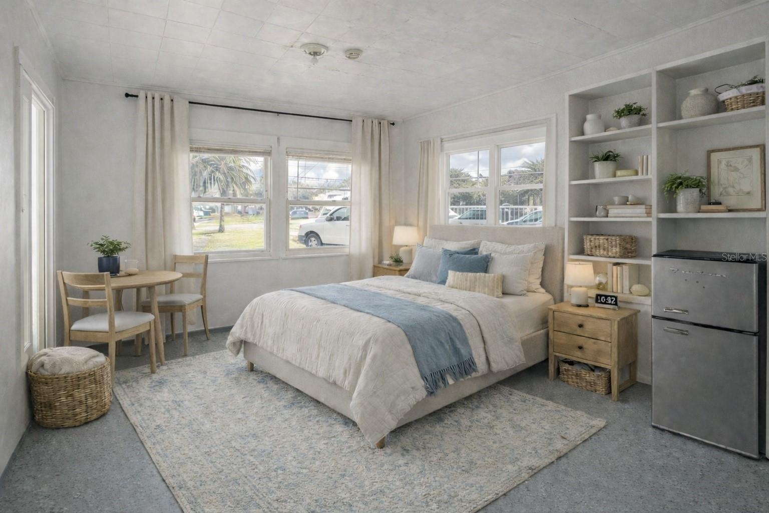 COUNTRY CLUB ESTATES - Residential Lease