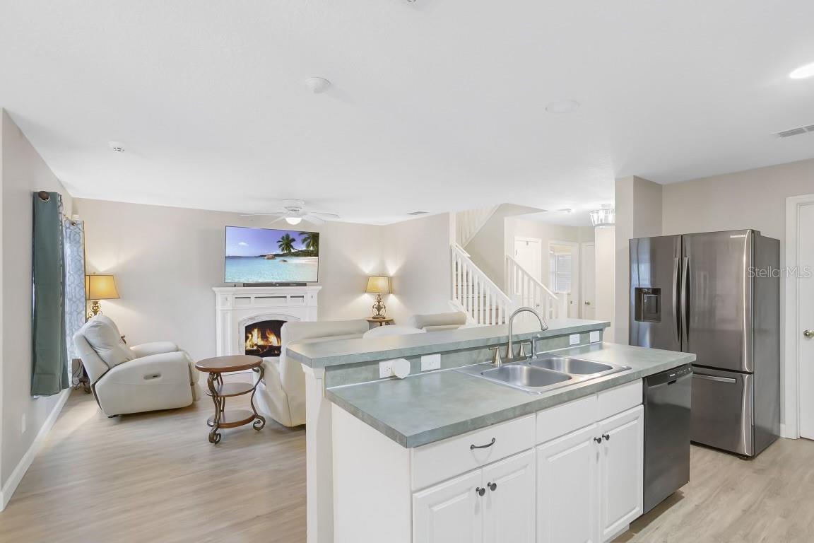 AVALON PARK VILLAGE 06 - Residential