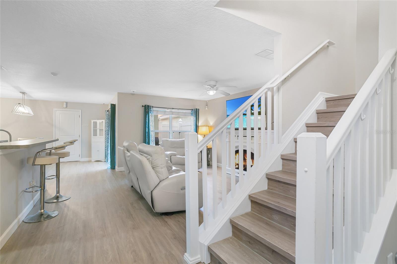 AVALON PARK VILLAGE 06 - Residential