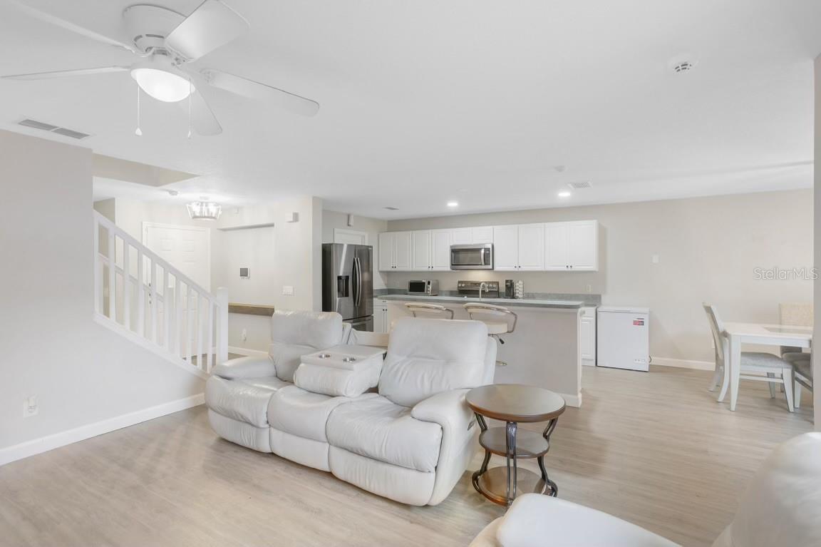 AVALON PARK VILLAGE 06 - Residential