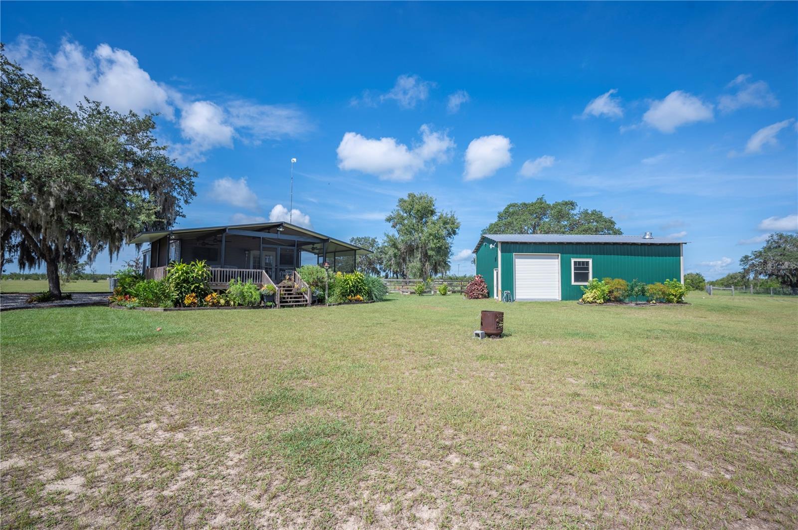 ACREAGE - Commercial Sale