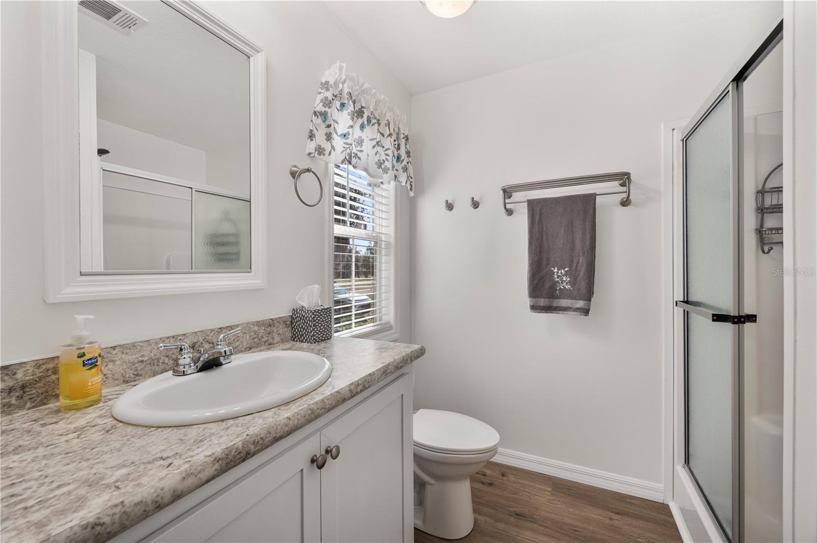 ACREAGE - Commercial Sale