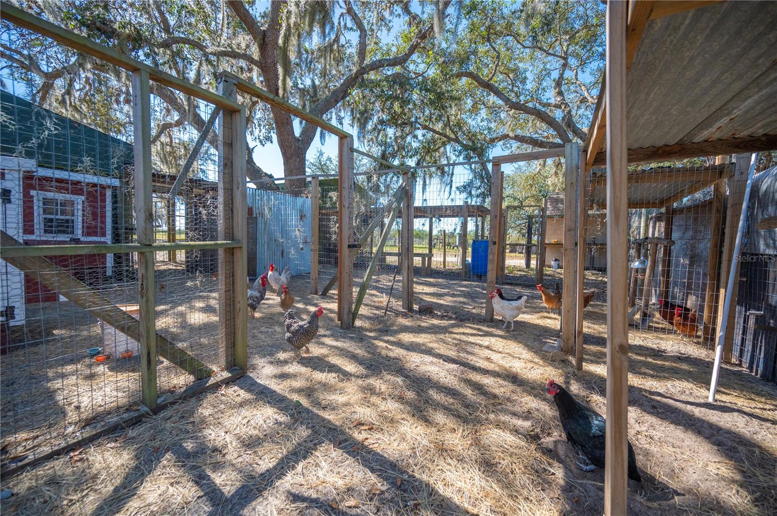 ACREAGE - Commercial Sale