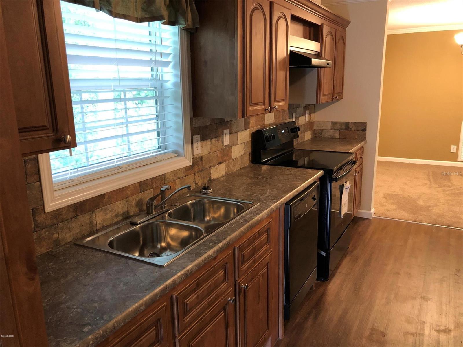 Mission Oaks Condo Ph 01-03 - Residential