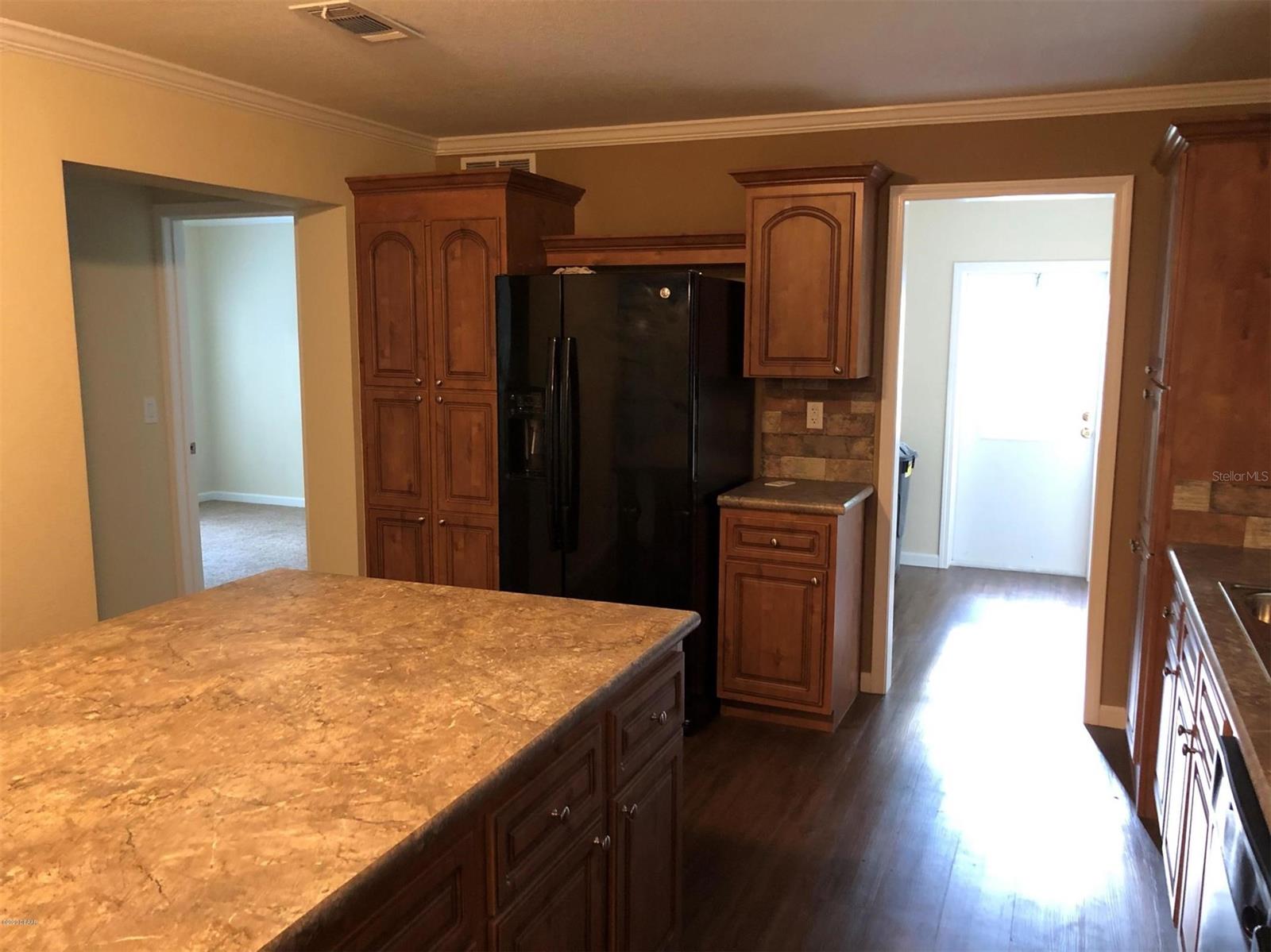 Mission Oaks Condo Ph 01-03 - Residential