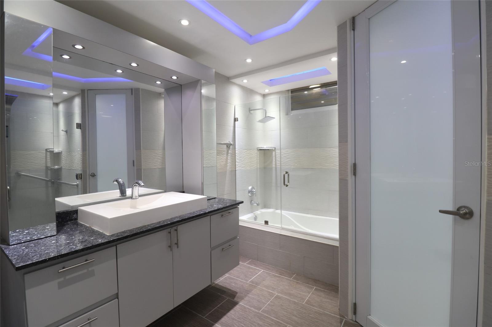 ESTANCIAS DE GRAN VISTA DEV. - Residential