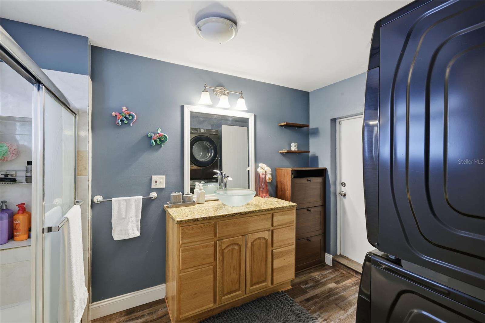 LAKESIDE ADD - Residential