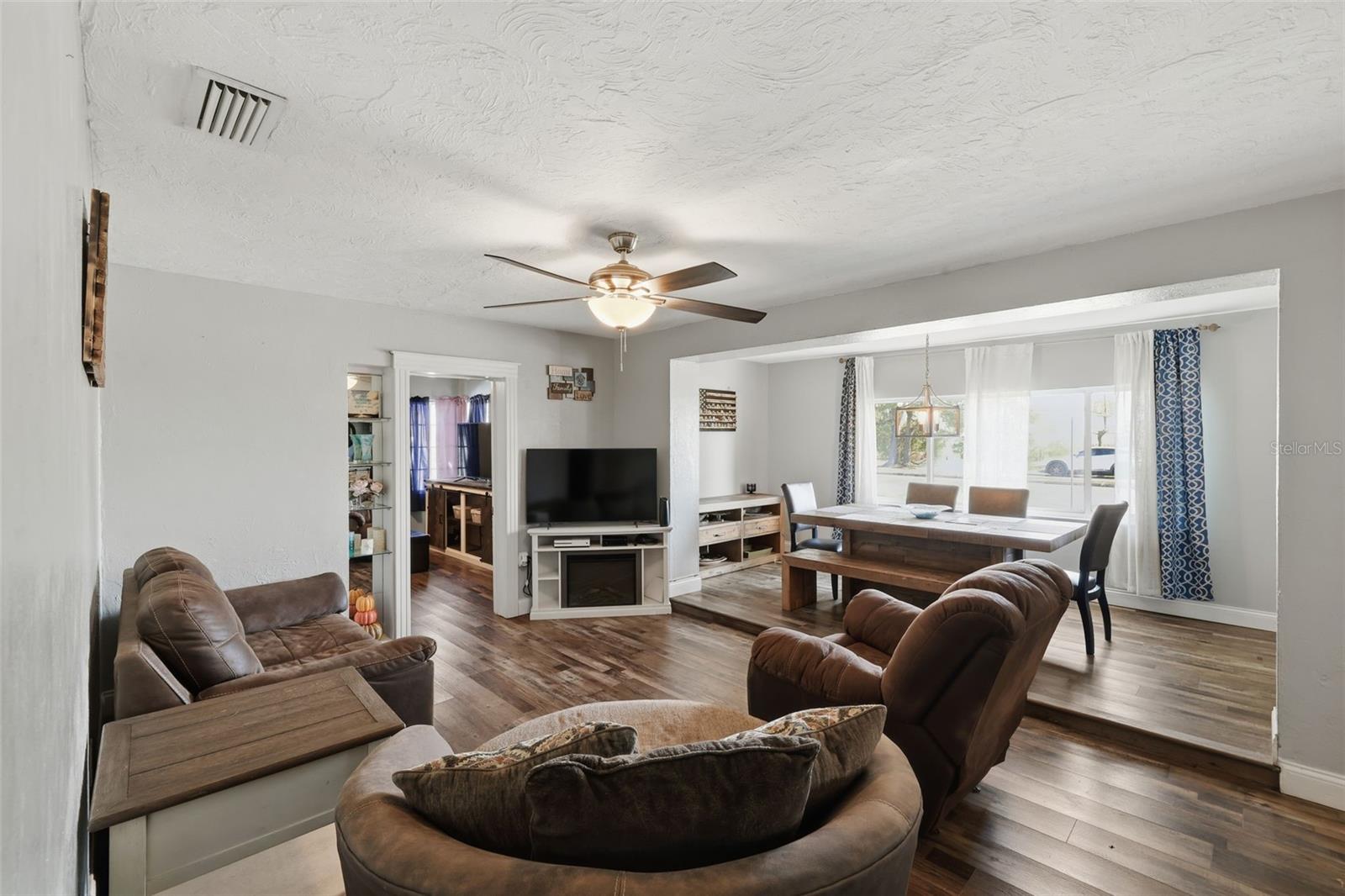 LAKESIDE ADD - Residential