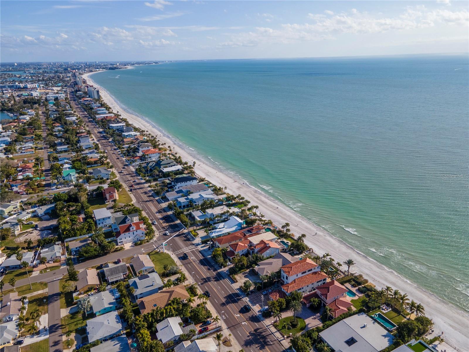 LONE PALM BEACH 1ST ADD - Residential