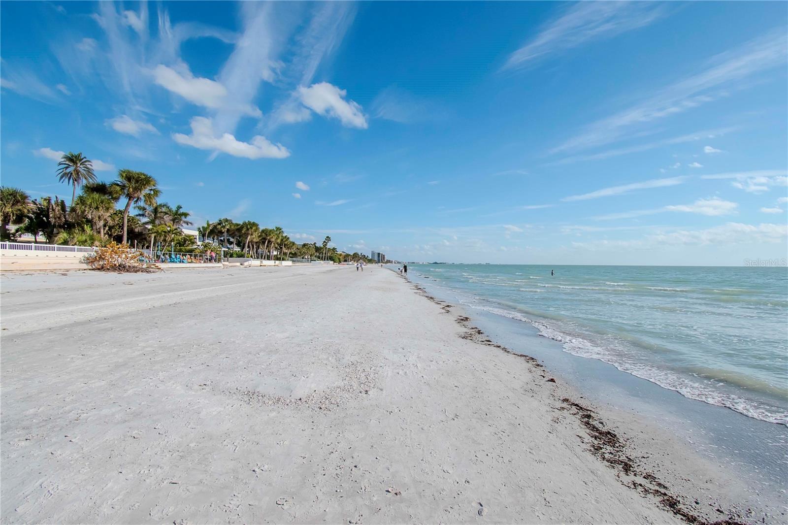 LONE PALM BEACH 1ST ADD - Residential