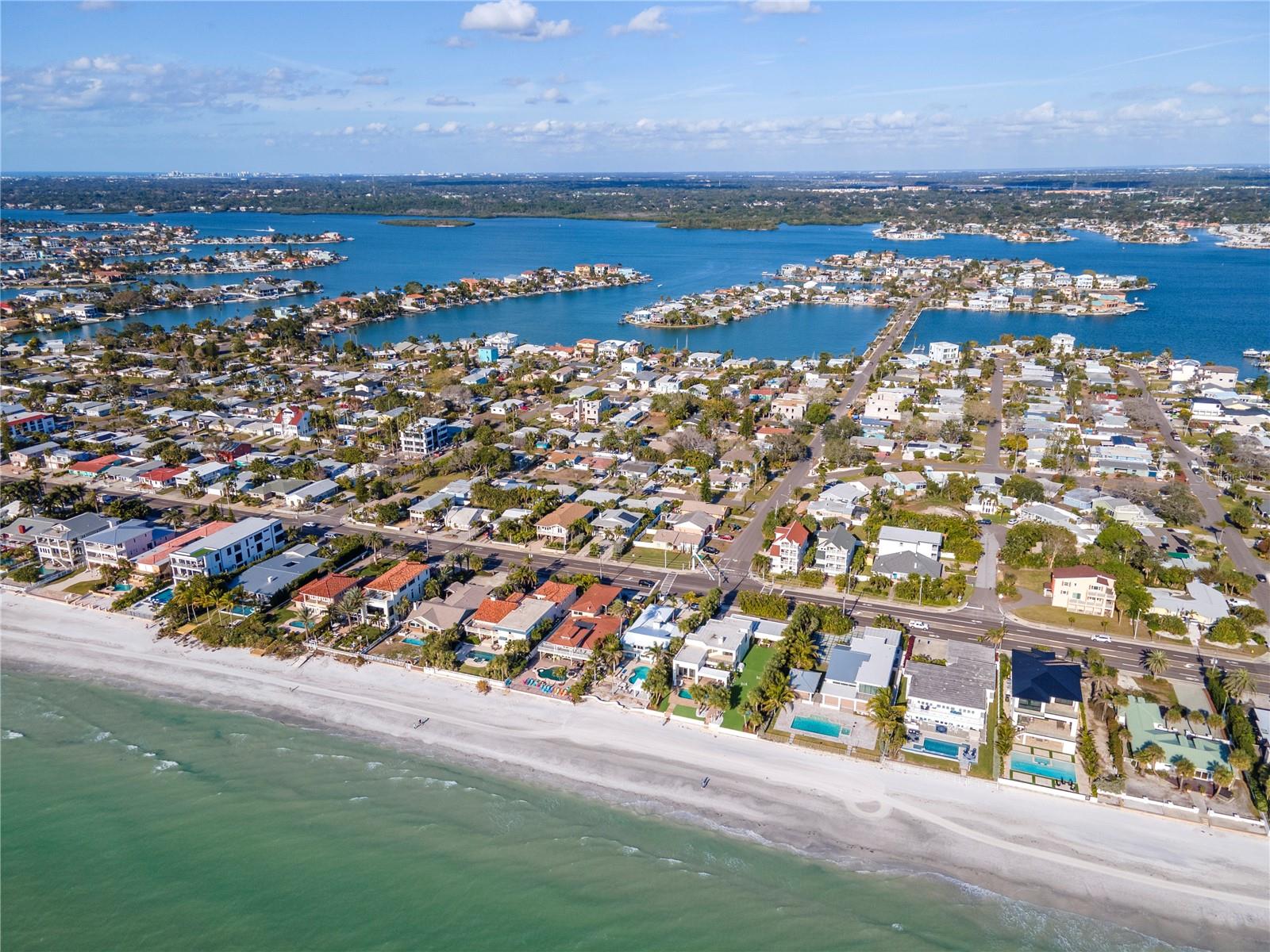 LONE PALM BEACH 1ST ADD - Residential