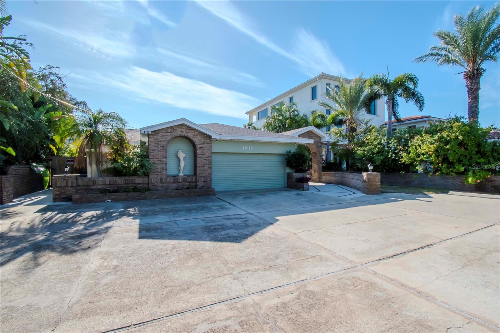 LONE PALM BEACH 1ST ADD - Residential