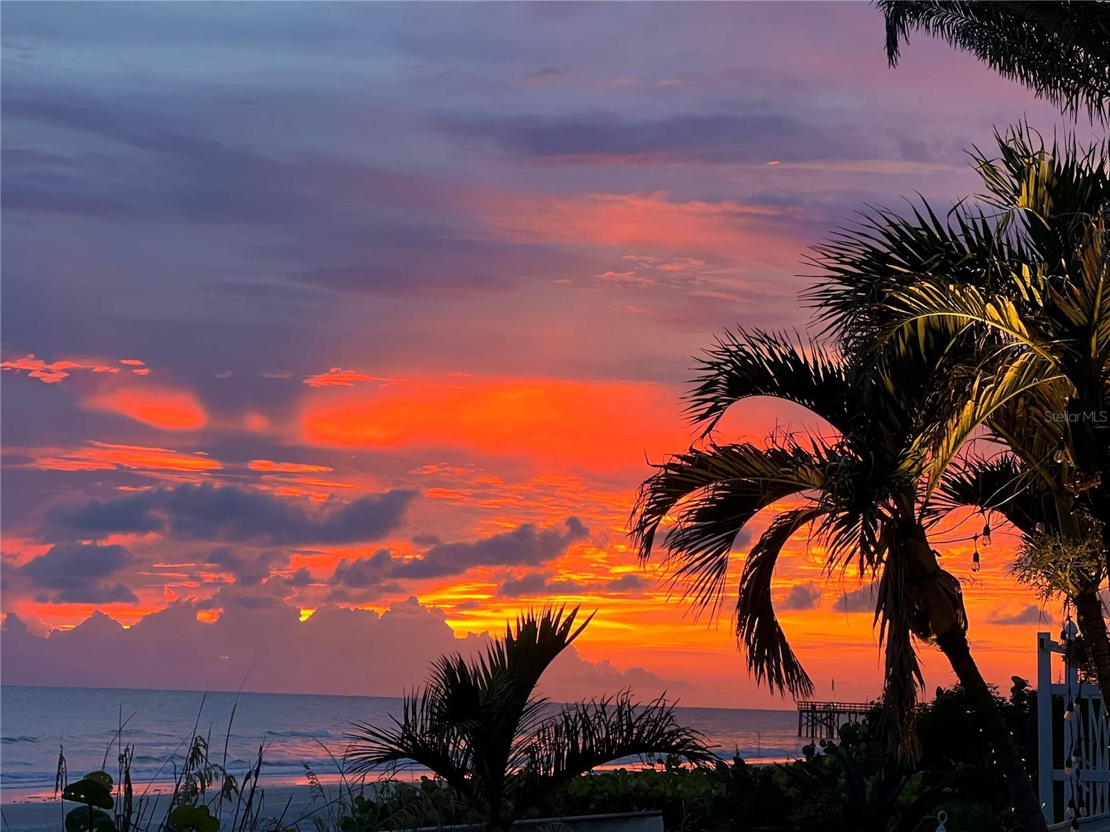 LONE PALM BEACH 1ST ADD - Residential