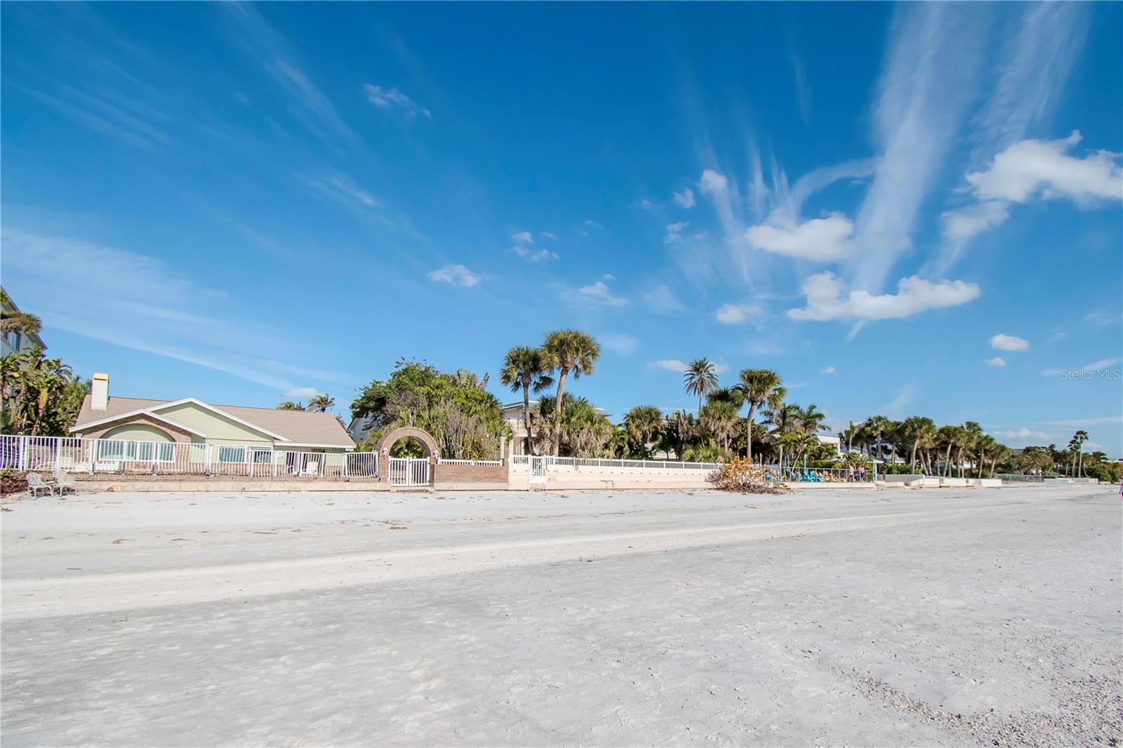 LONE PALM BEACH 1ST ADD - Residential