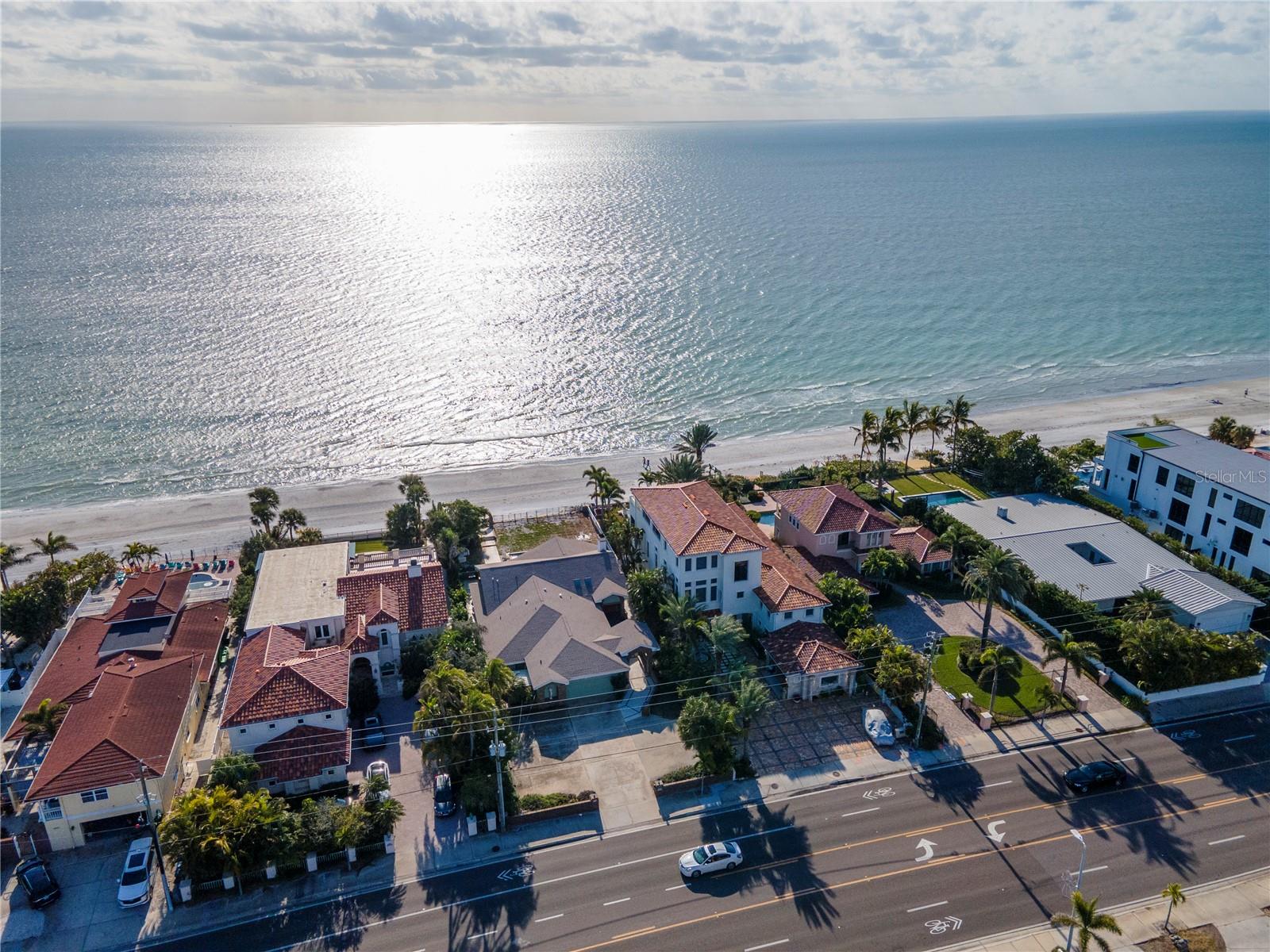 LONE PALM BEACH 1ST ADD - Residential