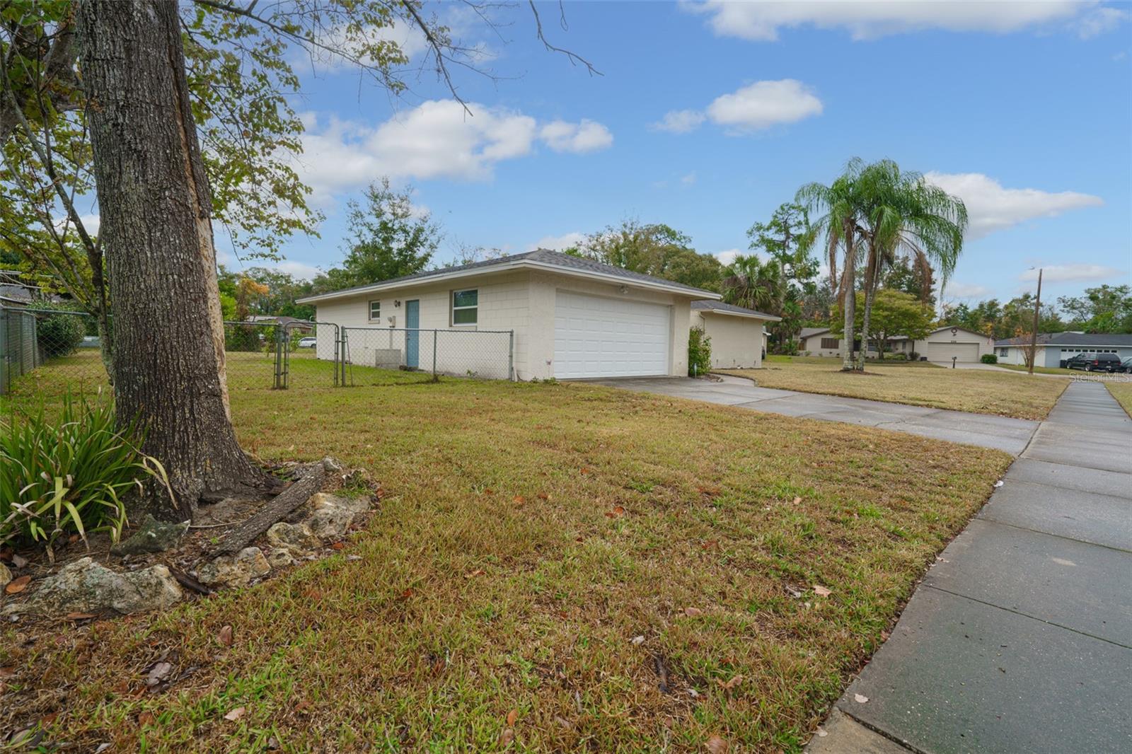 507 APPLEWOOD AVENUE