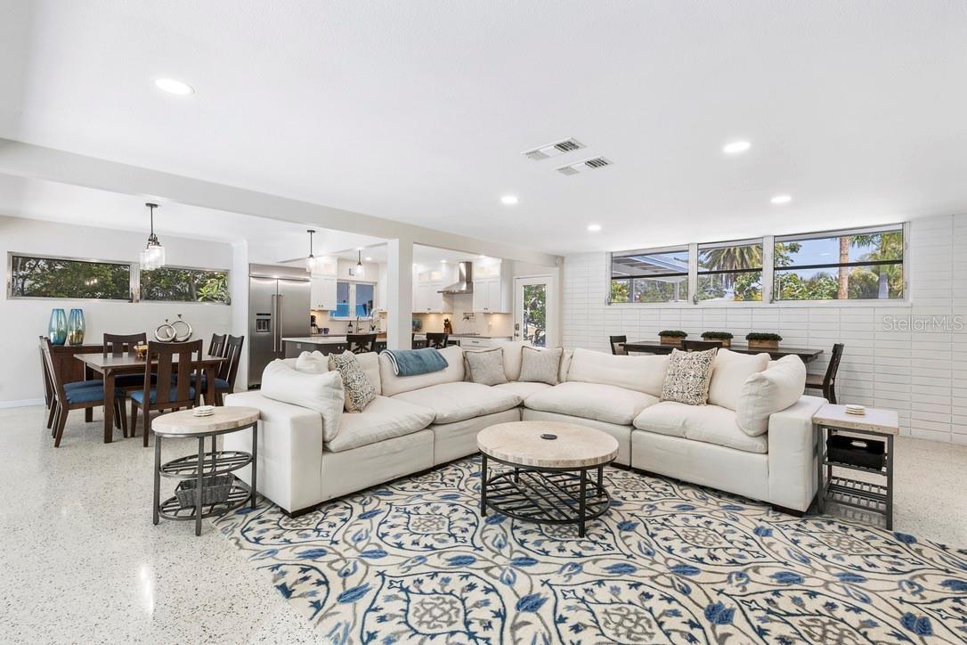 LIDO C - Residential Lease