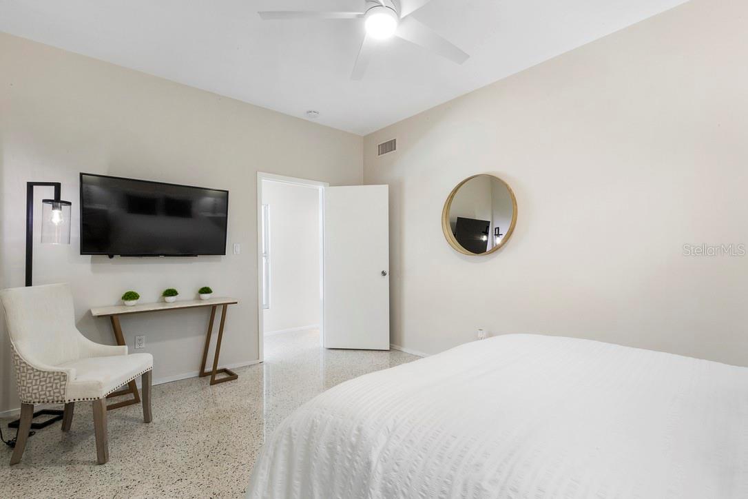 LIDO C - Residential Lease