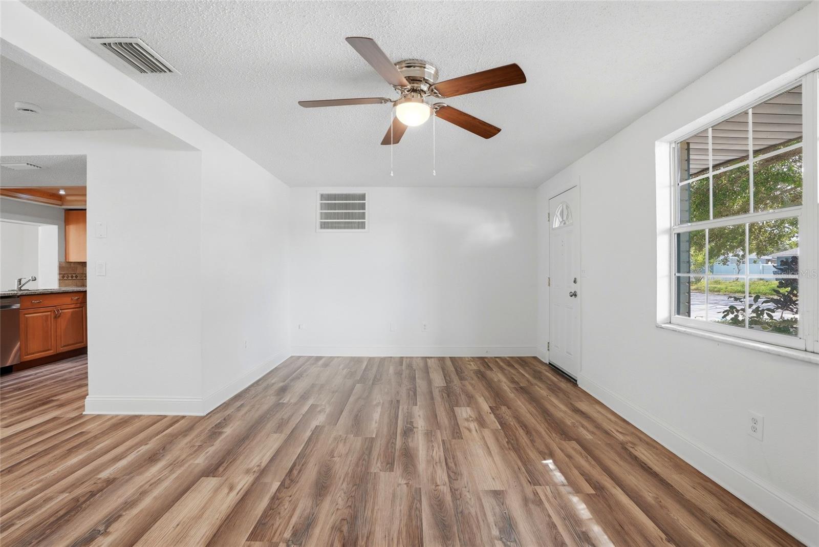 BEACON SQUARE - Residential