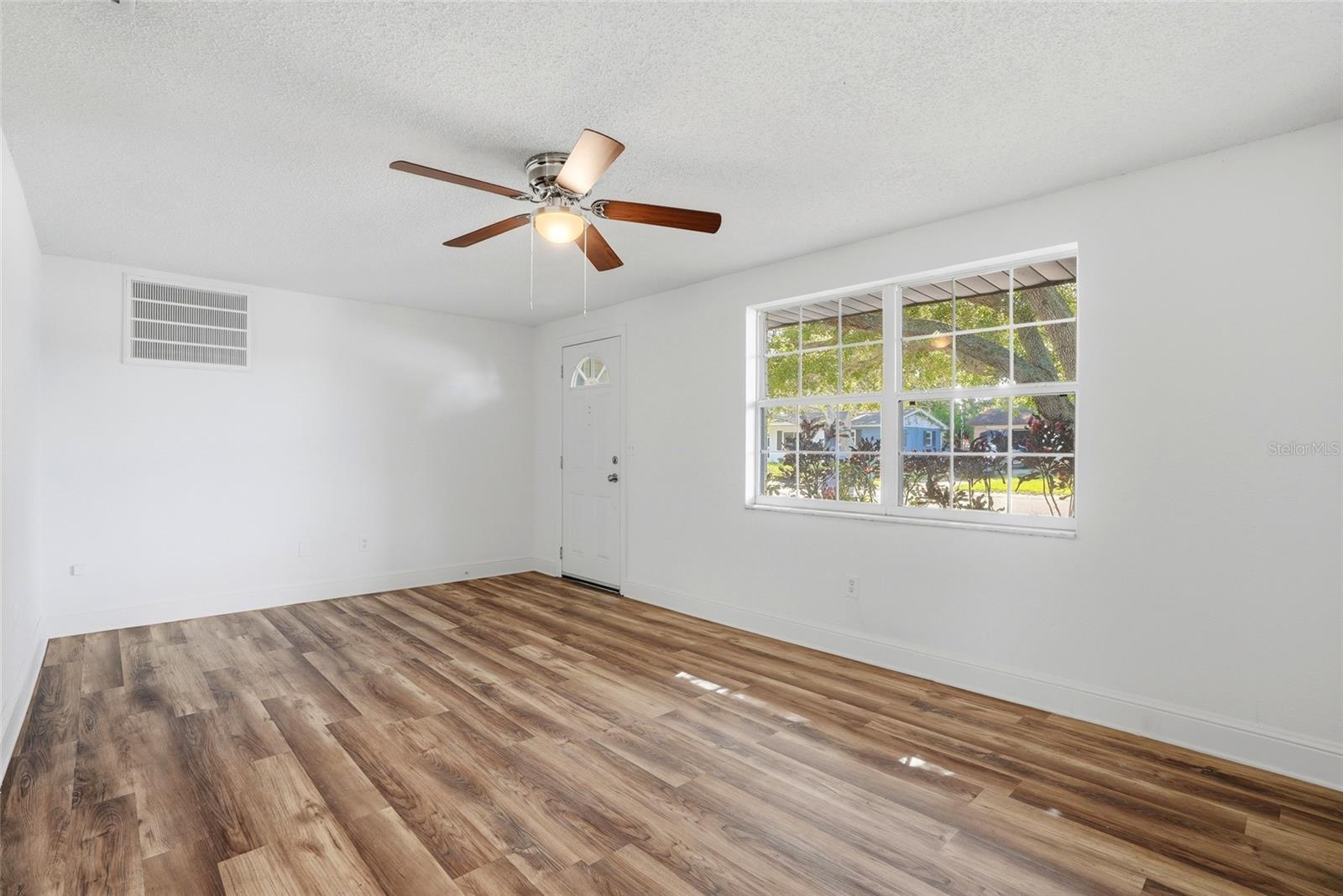 BEACON SQUARE - Residential