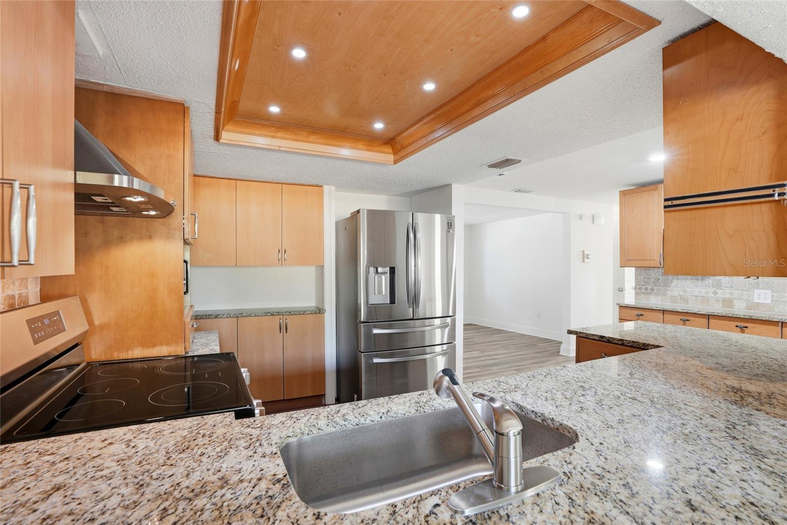 BEACON SQUARE - Residential