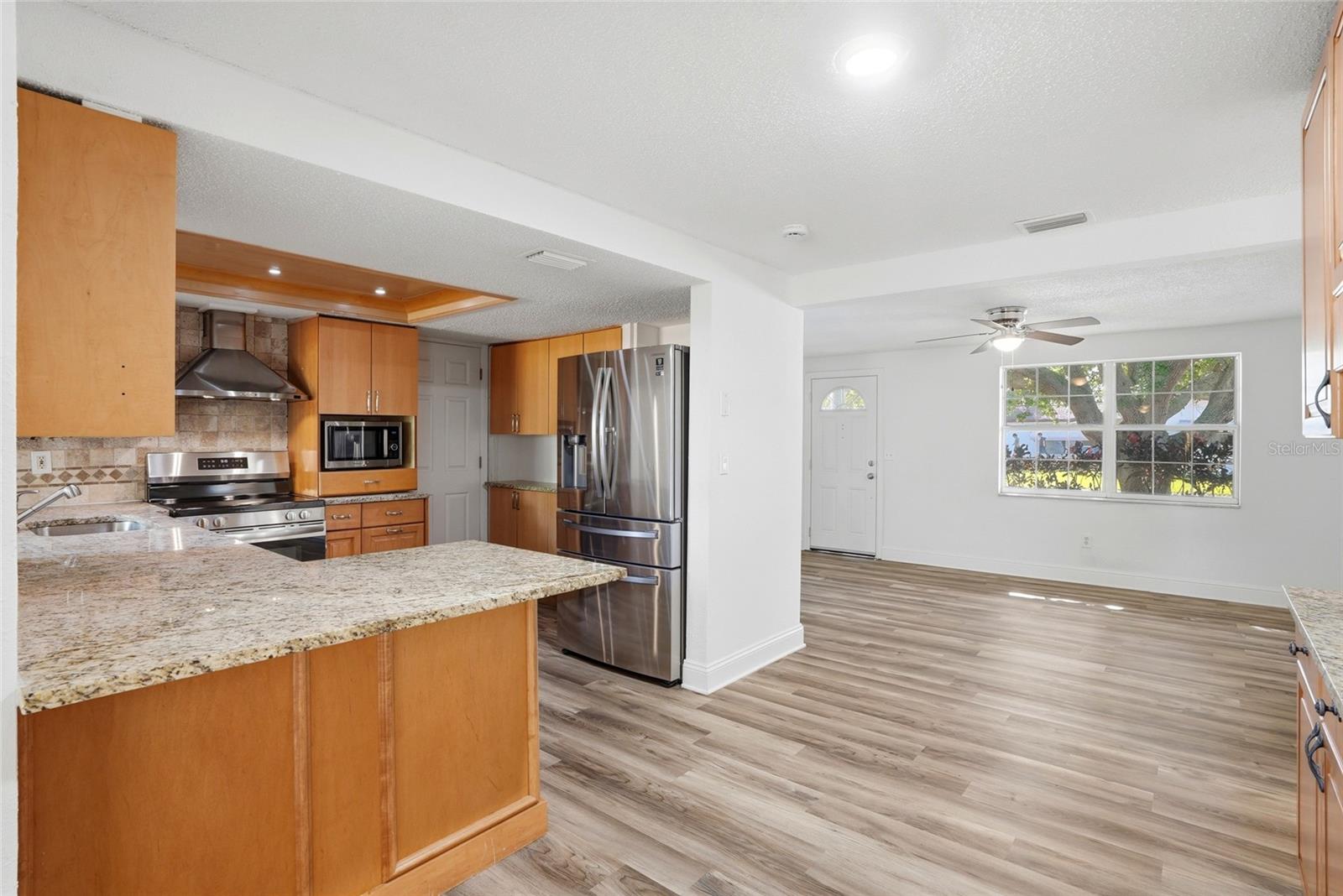 BEACON SQUARE - Residential