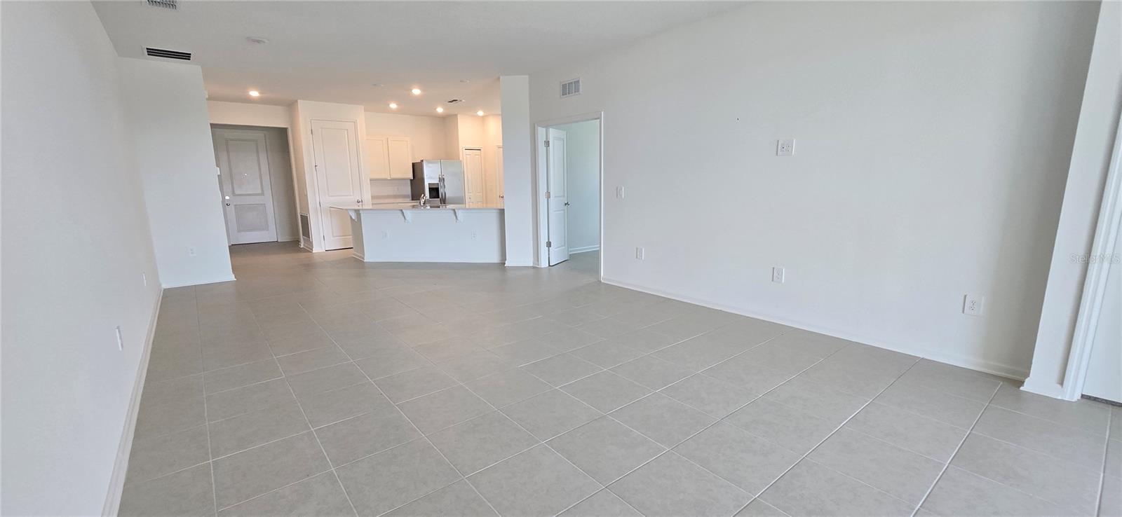 HAMILTON BLUFF SUB - Residential Lease