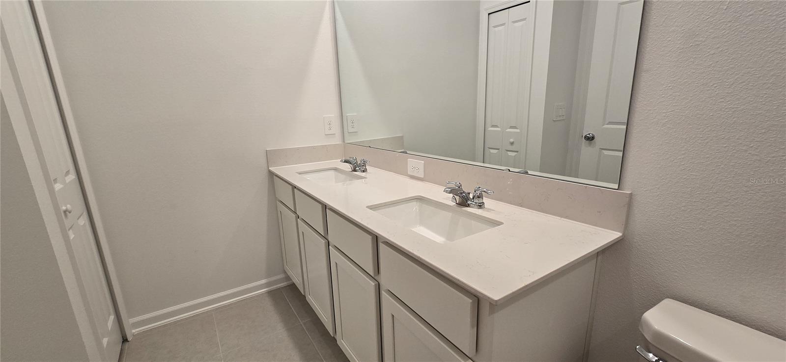HAMILTON BLUFF SUB - Residential Lease