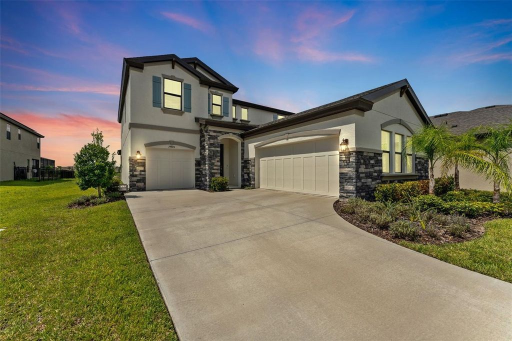 Photo of 14885 Paddock Pond Avenue, Lithia, FL 33547 (MLS # TB8414153)