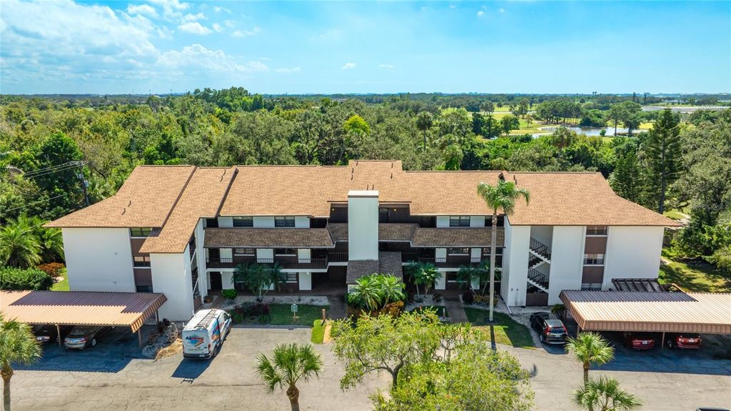 Photo of 6016 Oak Creek Lane #1933, Bradenton, FL 34210 (MLS # A4669252)