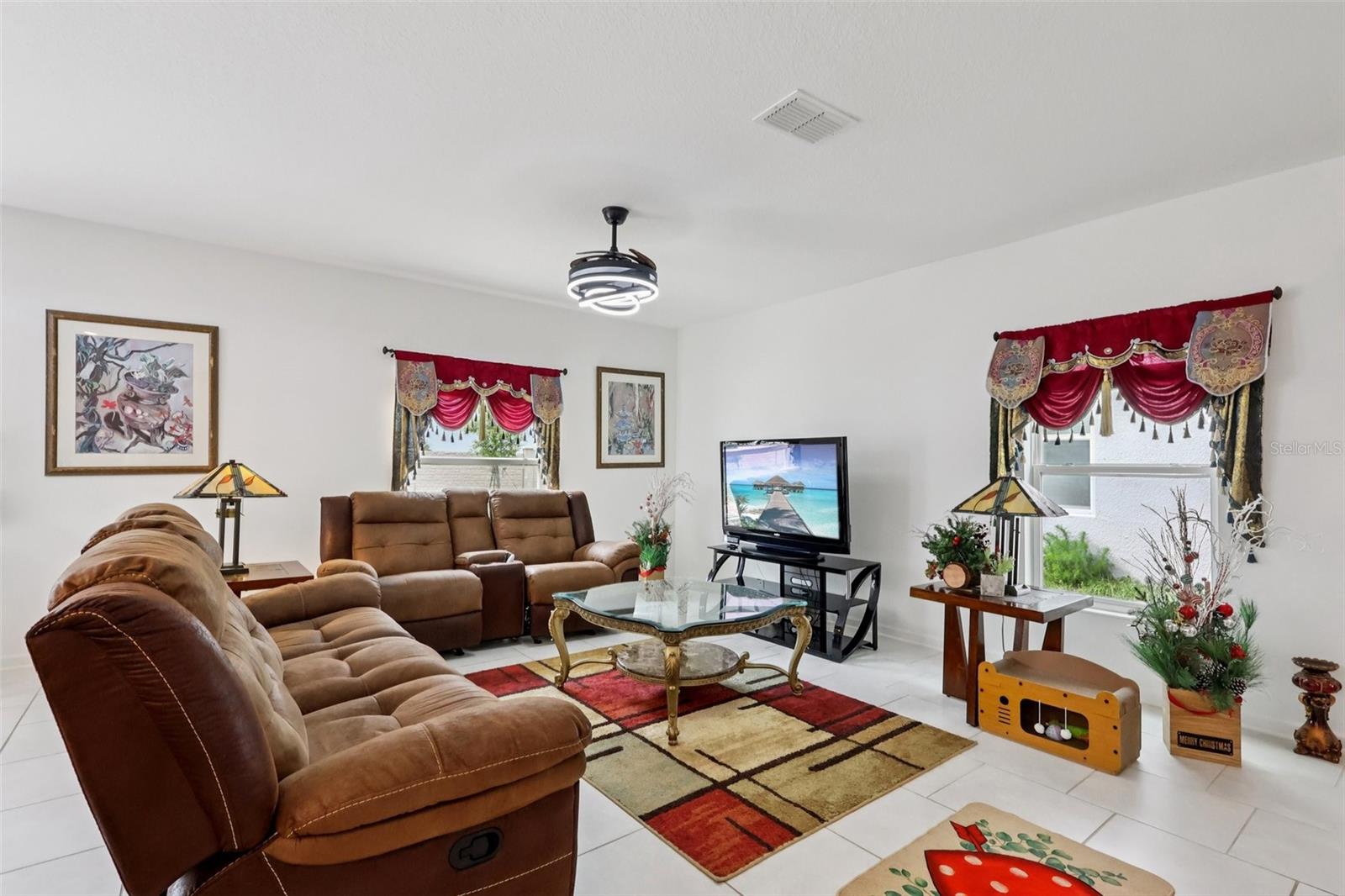 CASCADES PH 1A 1B - Residential