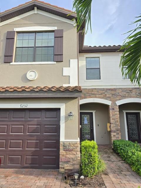 STOP LOOKING....this townhome is a great opportunity to lease annually in an area that is convenient to I75, SR 64, Costco, Restaurants, Parks and Recreation. This beautiful townhome has 3 bedrooms, 2 1/2 bathrooms and a single car garage to store all your extras or to use for your car. The long driveway will hold 3 additional cars as most of the driveways will only hold 1-2 cars max. This townhome comes with all the appliances, including a washer/dryer and has a large lanai that is screened in. Boasting almost 2000 sq. feet, this is a great place to call home for your family. The tenant is responsible for electric, water, trash and cable. HOA fee & taxes will be paid for by owner.