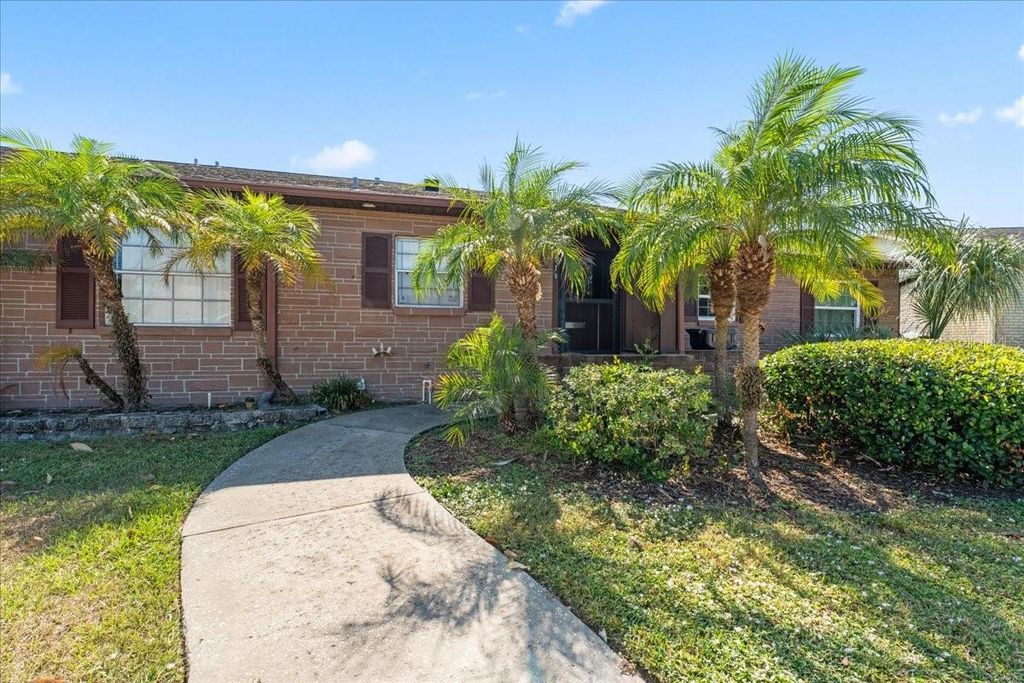 Photo of 9519 Fieldview Circle #9519, Thonotosassa, FL 33592 (MLS # TB8440447)