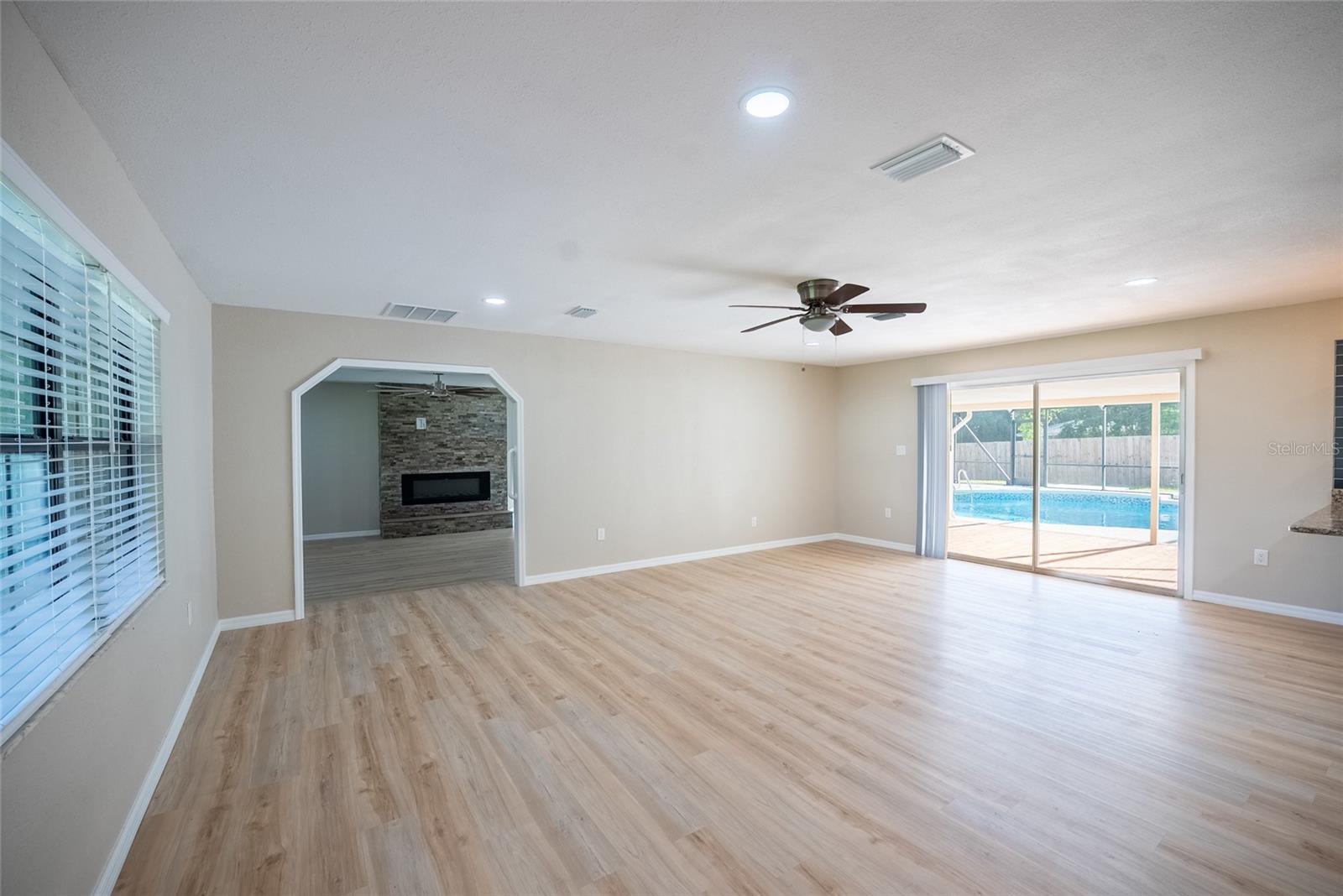 3609 SE 33RD COURT