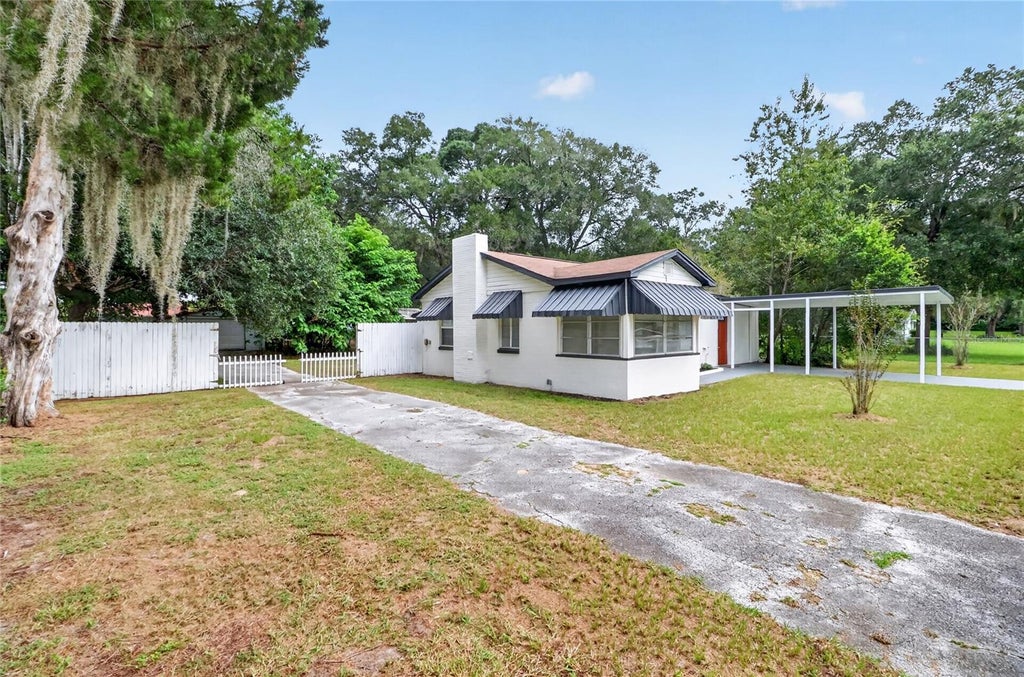 Photo of 5175 E Live Oak Lane, Inverness, FL 34453 (MLS # TB8554596)