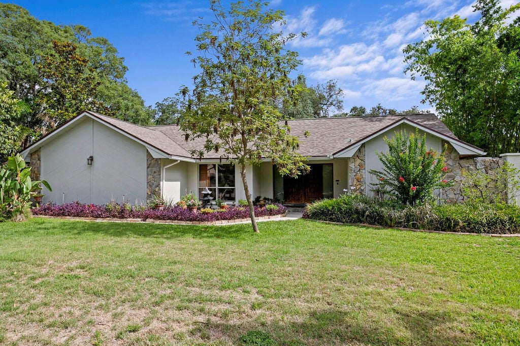 Photo of 6314 E 112th Avenue, Tampa, FL 33617 (MLS # TB8513090)