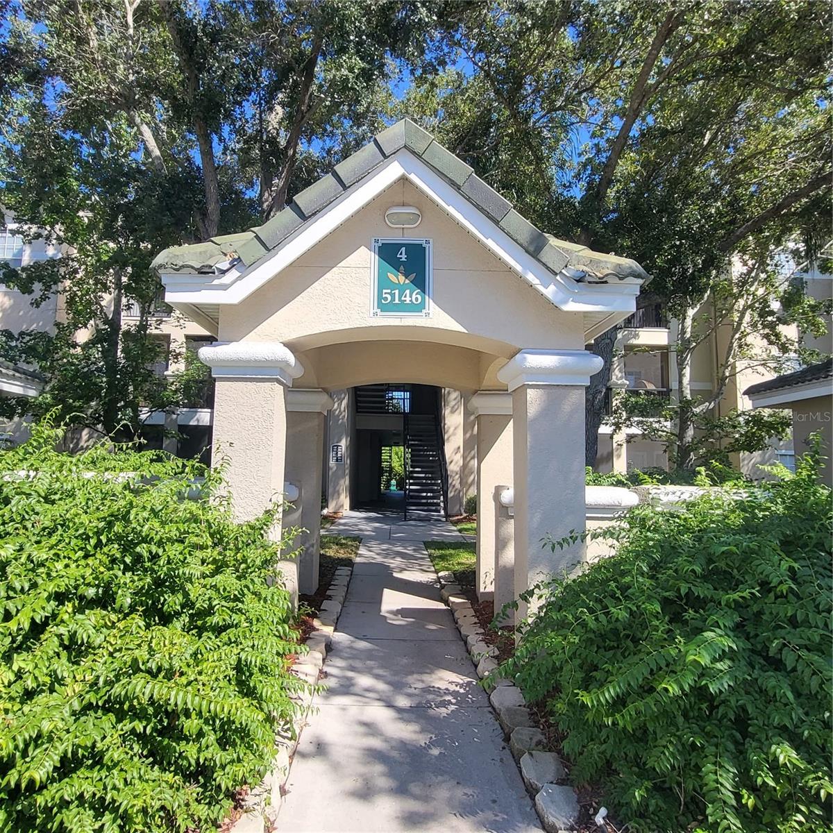 SERENADE ON PALMER RANCH - Residential