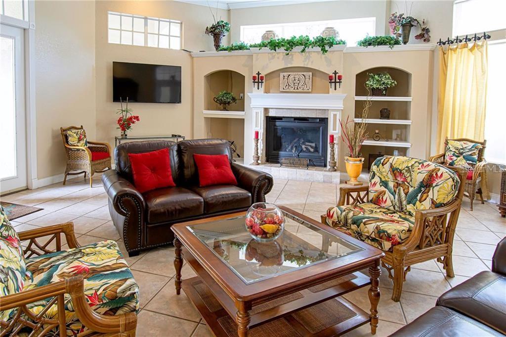 SERENADE ON PALMER RANCH - Residential