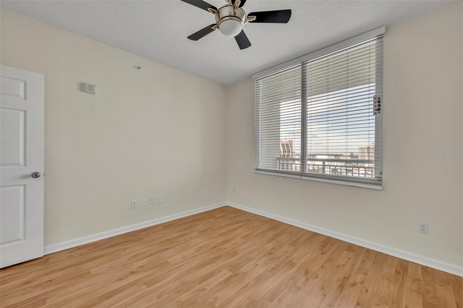 WAVERLY ON LAKE EOLA - Residential