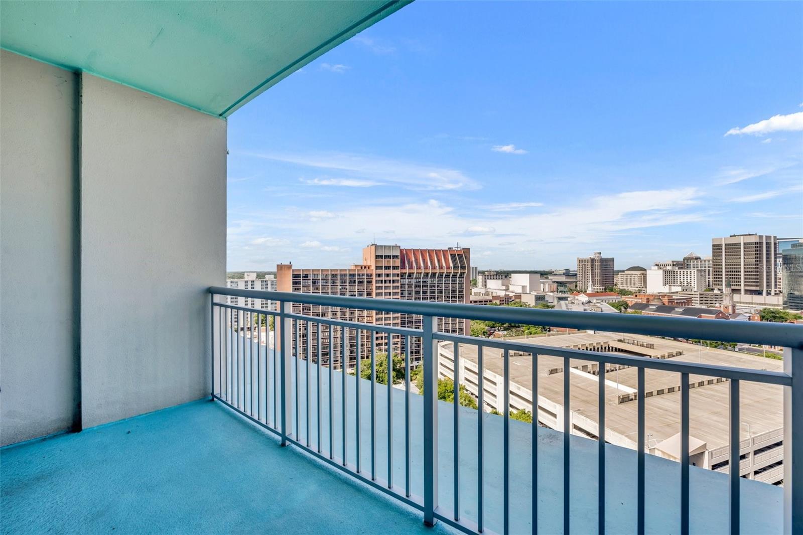 WAVERLY ON LAKE EOLA - Residential