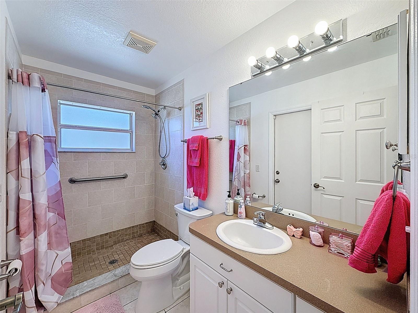 CITRUS SPGS UNIT 01 - Residential