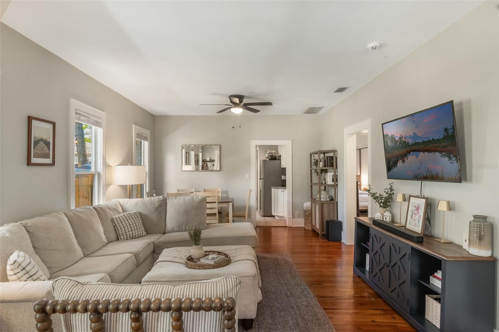 12 N FOREST AVENUE