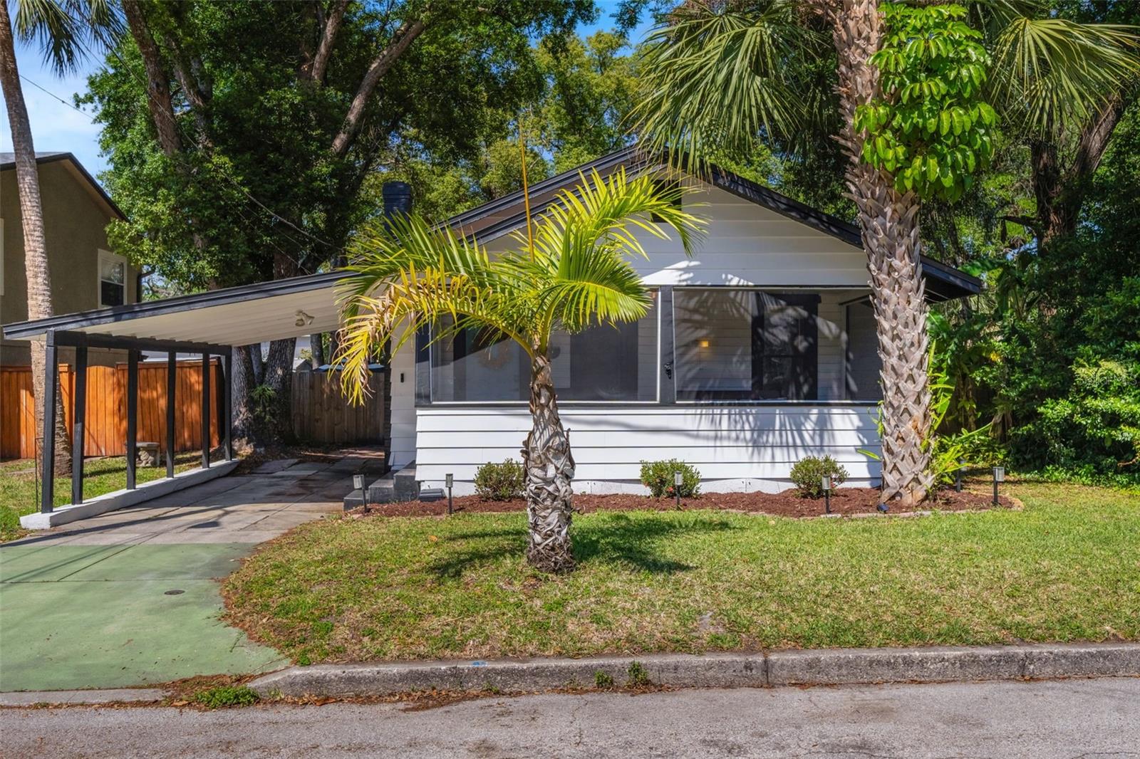 12 N FOREST AVENUE