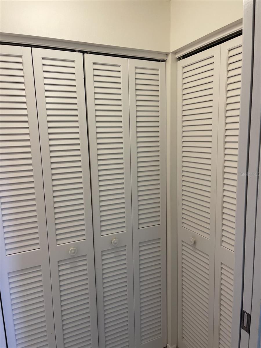 PALM-AIRE AT SARASOTA 10-B - Residential