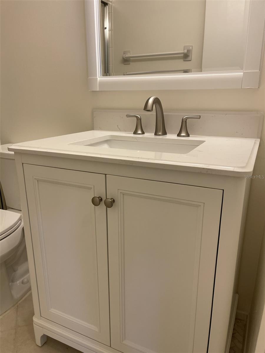 PALM-AIRE AT SARASOTA 10-B - Residential